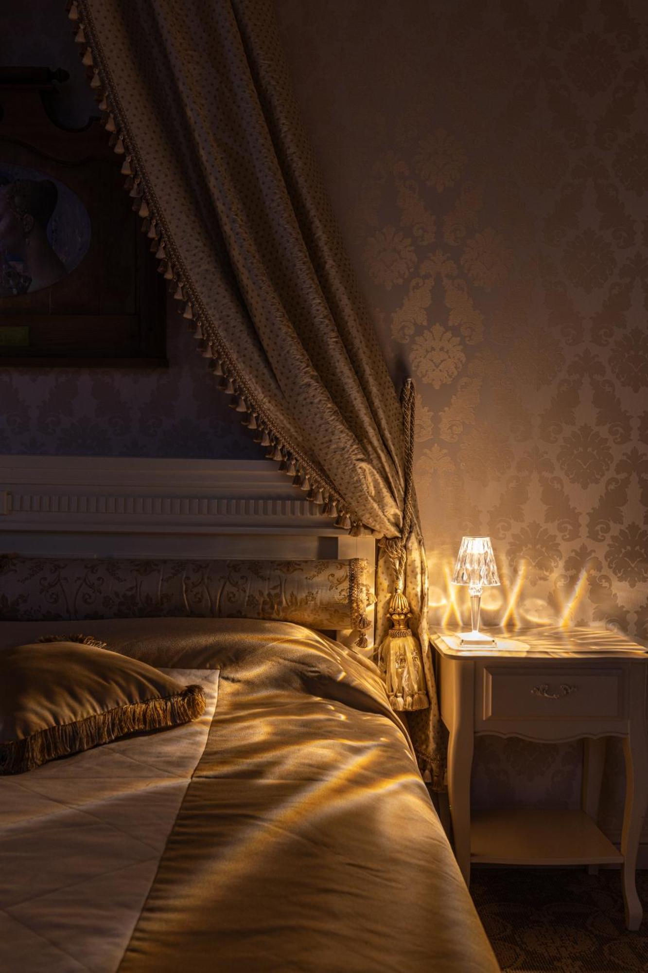 ホテル Malpils Manor エクステリア 写真